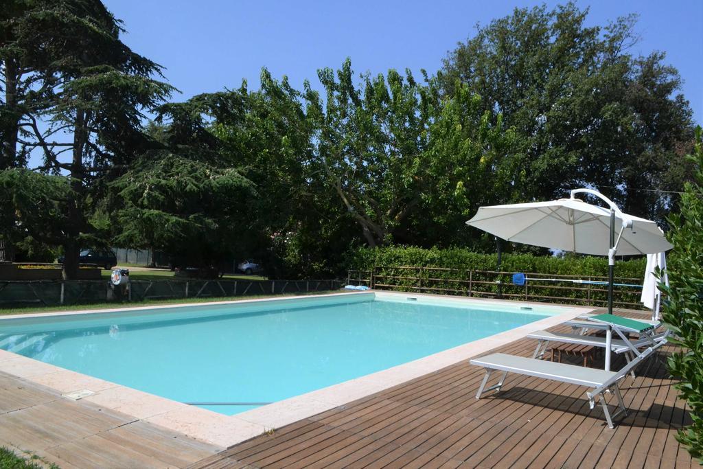 Relais Felciaino B&B โบลเกริ ภายนอก รูปภาพ